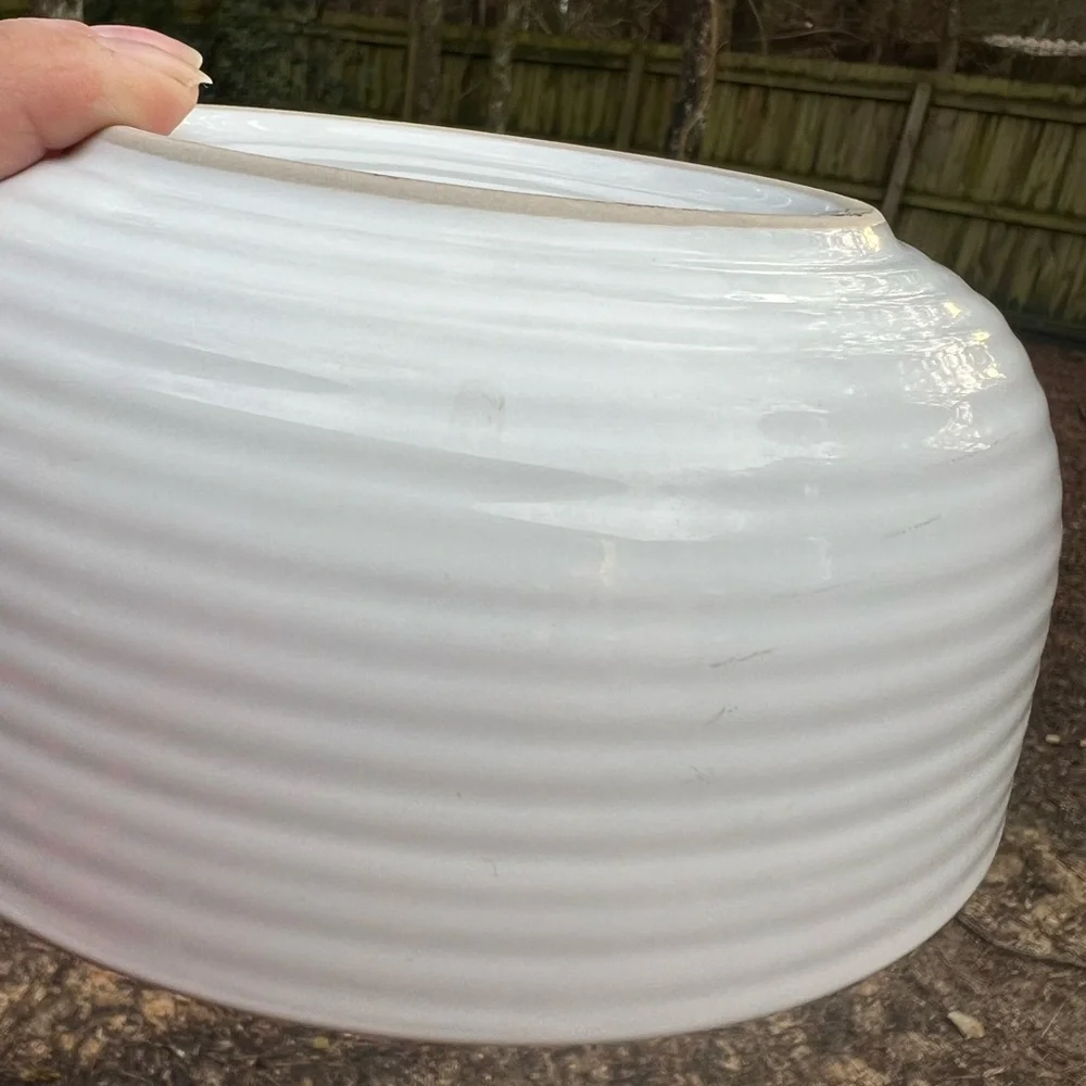 GALLERY Tabletop Color Block Turquoise White Ribbed Bowl